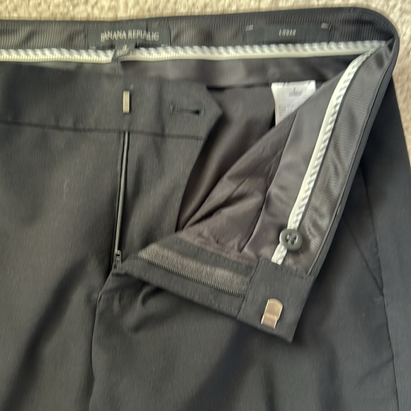 Banana Republic SZ 4 Black Logan Pants - Picture 3 of 3